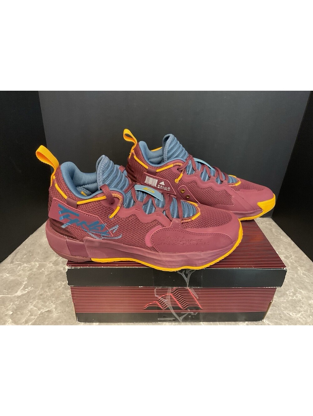 New! Mens Adidas Dame 7 EXTPLY GCA 'Three' Victory Crimson Bball Shoes. Size 9.